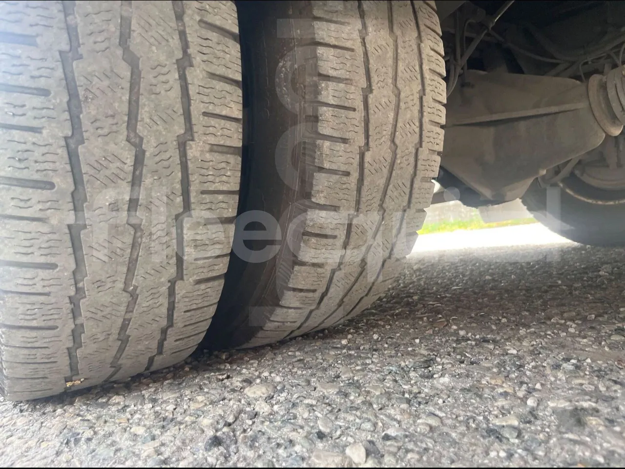 Iveco Daily 65C/E4 - EUR5 - 125kW - 7.714m Wing - tread condition front tires left