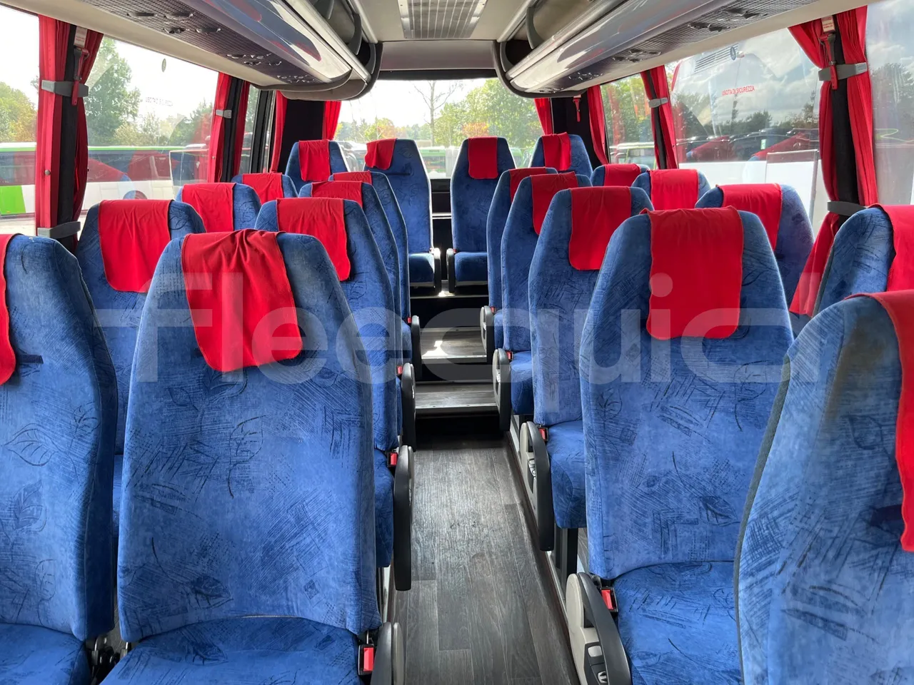 Iveco Daily 65C/E4 - EUR5 - 125kW - 7.714m Wing - hostess seat photo