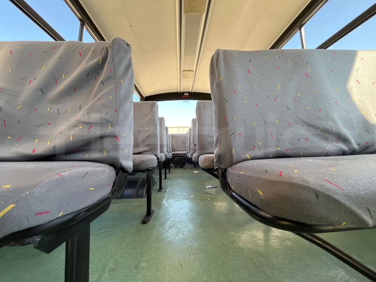 Iveco Cacciamali Tema - Euro1 - 76kW - 6.660mt - seat brackets photo