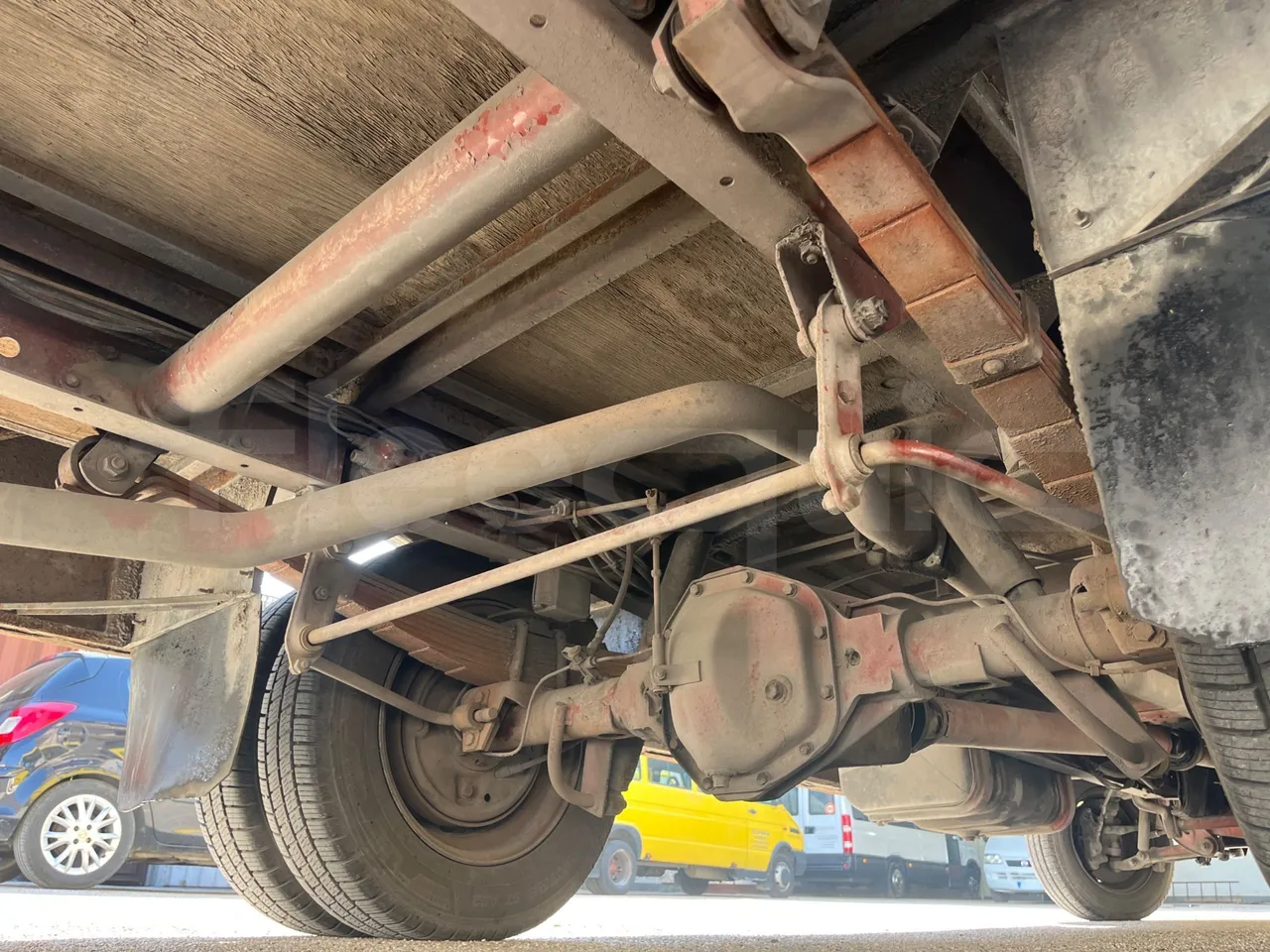 Iveco Cacciamali Tema - Euro1 - 76kW - 6.660mt - axle 2 discs left