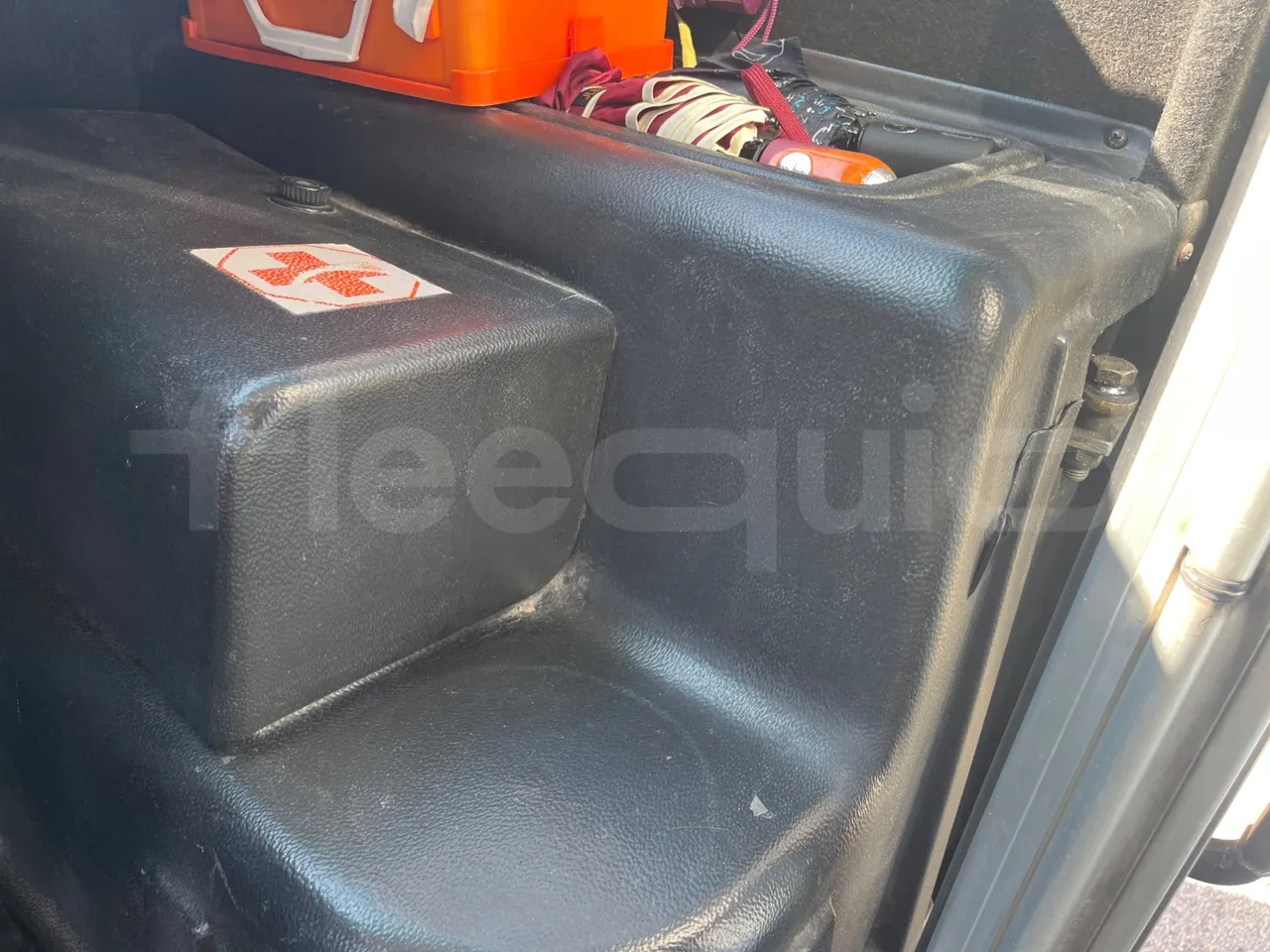 Iveco Cacciamali Tema - Euro1 - 76kW - 6.660mt - door mechanism photo