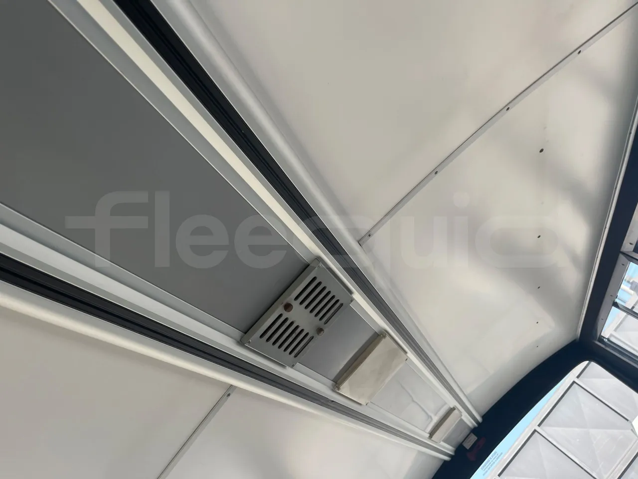 Iveco Cacciamali Tema - Euro1 - 76kW - 6.660mt - monitor detail photo