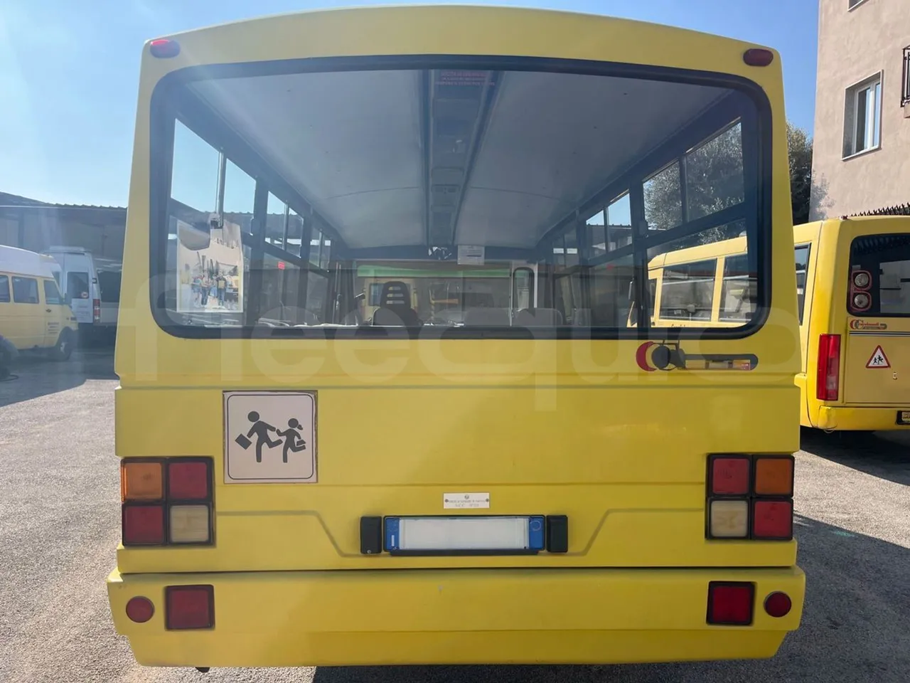 Iveco Cacciamali Tema - Euro1 - 76kW - 6.660mt - rear hatch closed