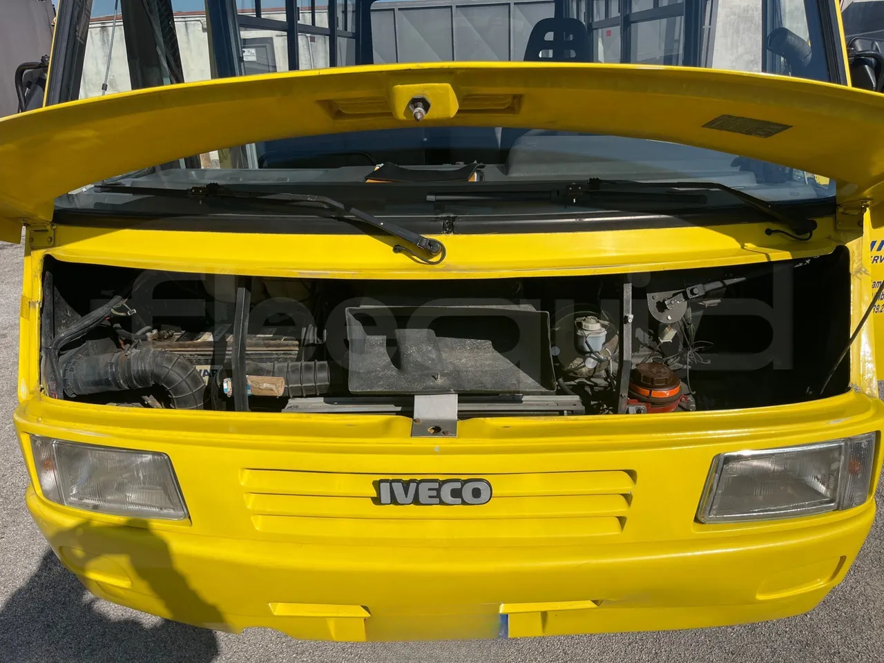 Iveco Cacciamali Tema - Euro1 - 76kW - 6.660mt - rear hatch open
