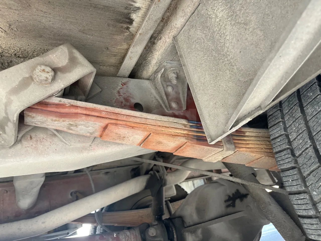 Iveco Cacciamali Tema - Euro1 - 76kW - 6.660mt - axle 2 shock absorbers 1 right