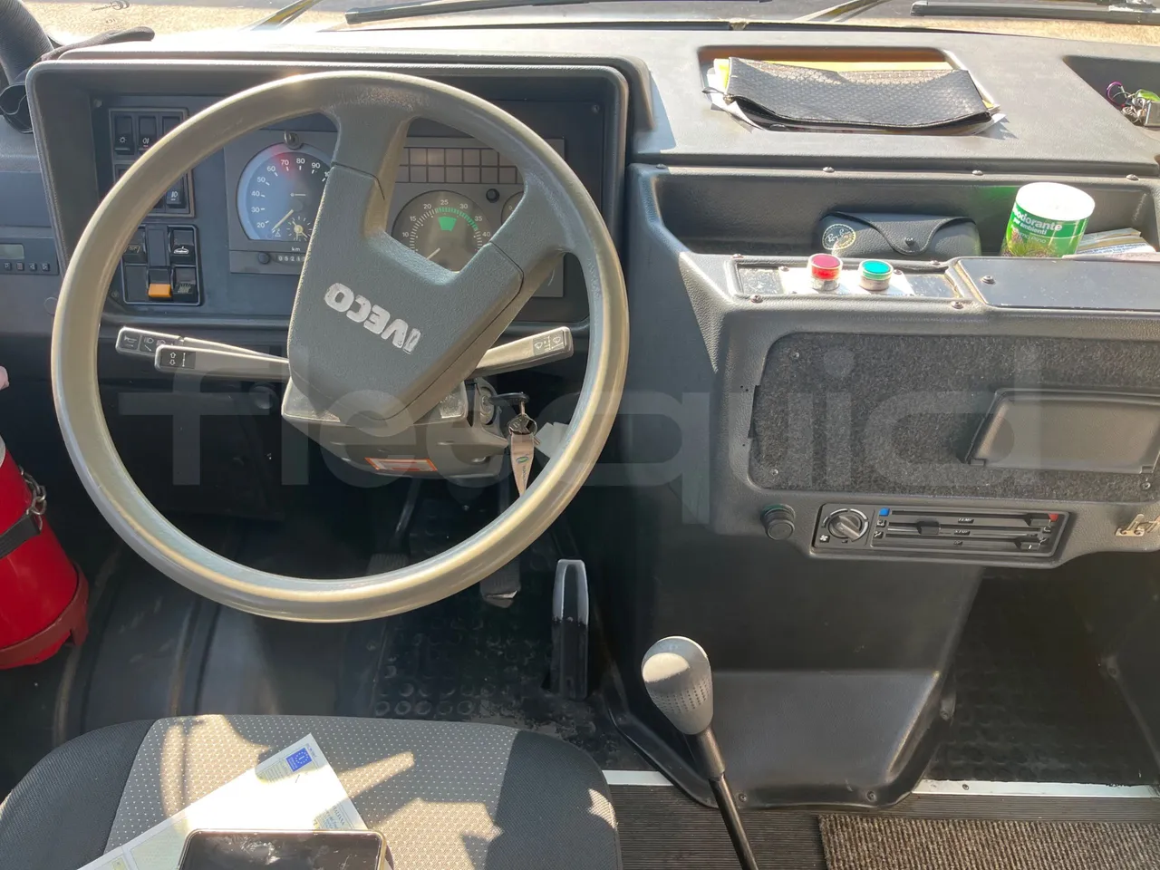 Iveco Cacciamali Tema - Euro1 - 76kW - 6.660mt - steering wheel photo