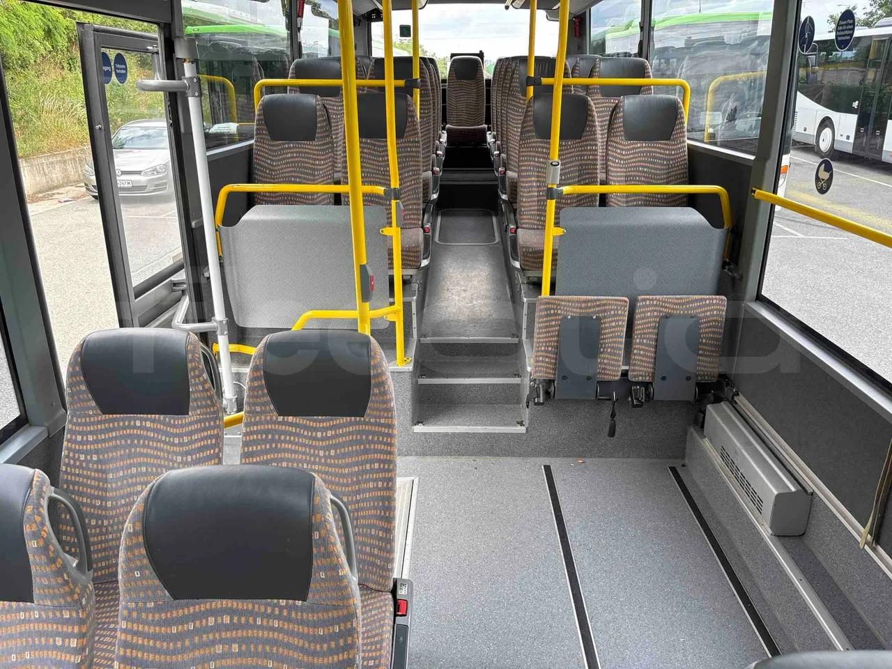 Setra S416 - reverse view middle aisle
