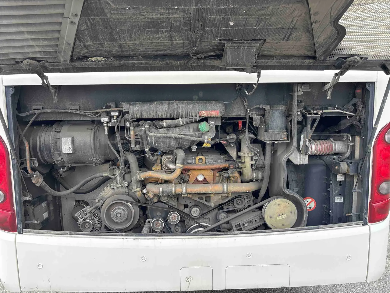 Setra S416 - rear hatch open