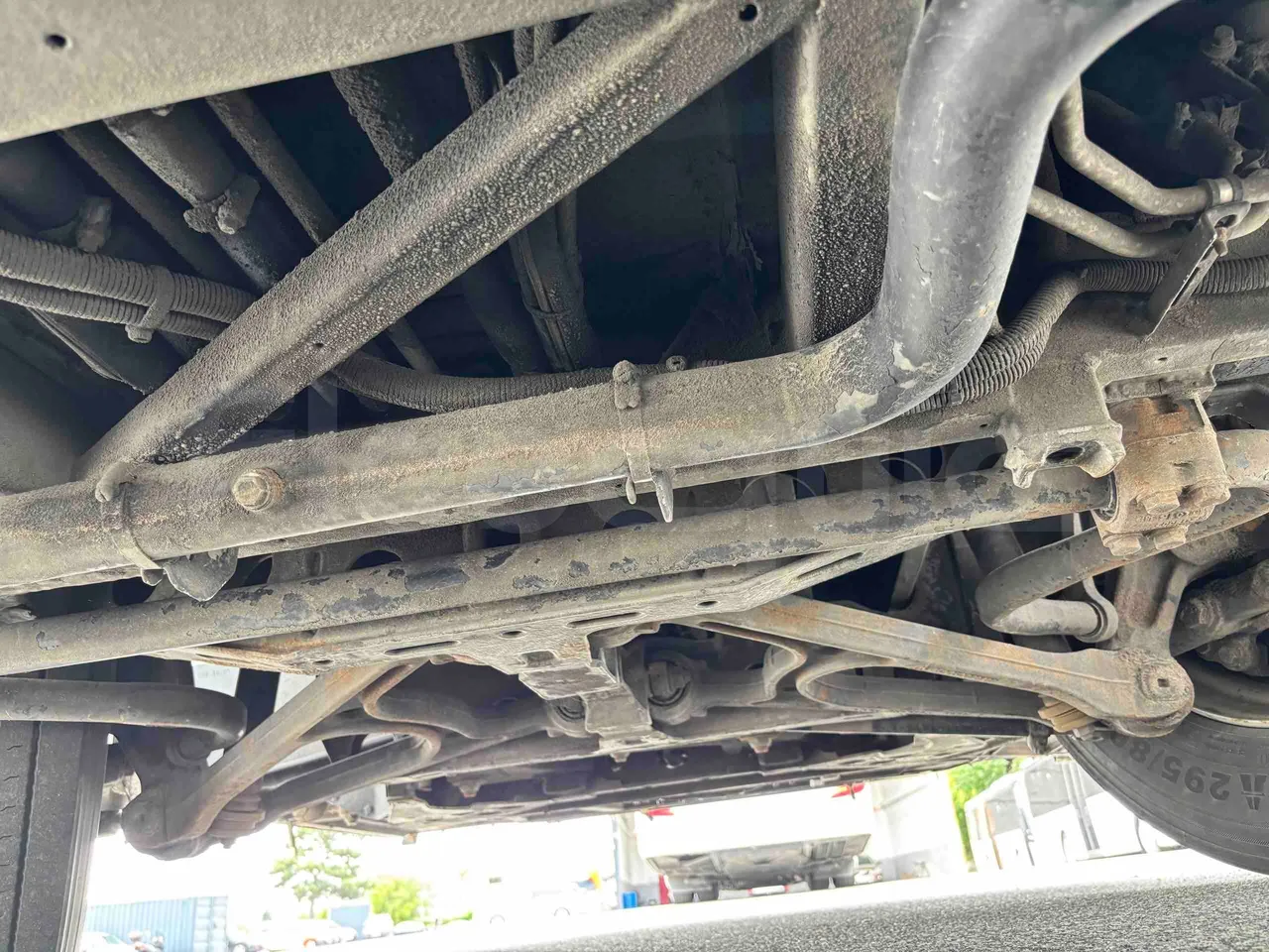 Setra S416 - front axle central