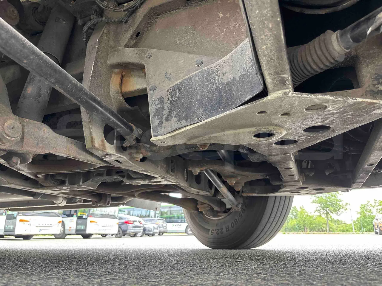 Setra S416 - front axle right side