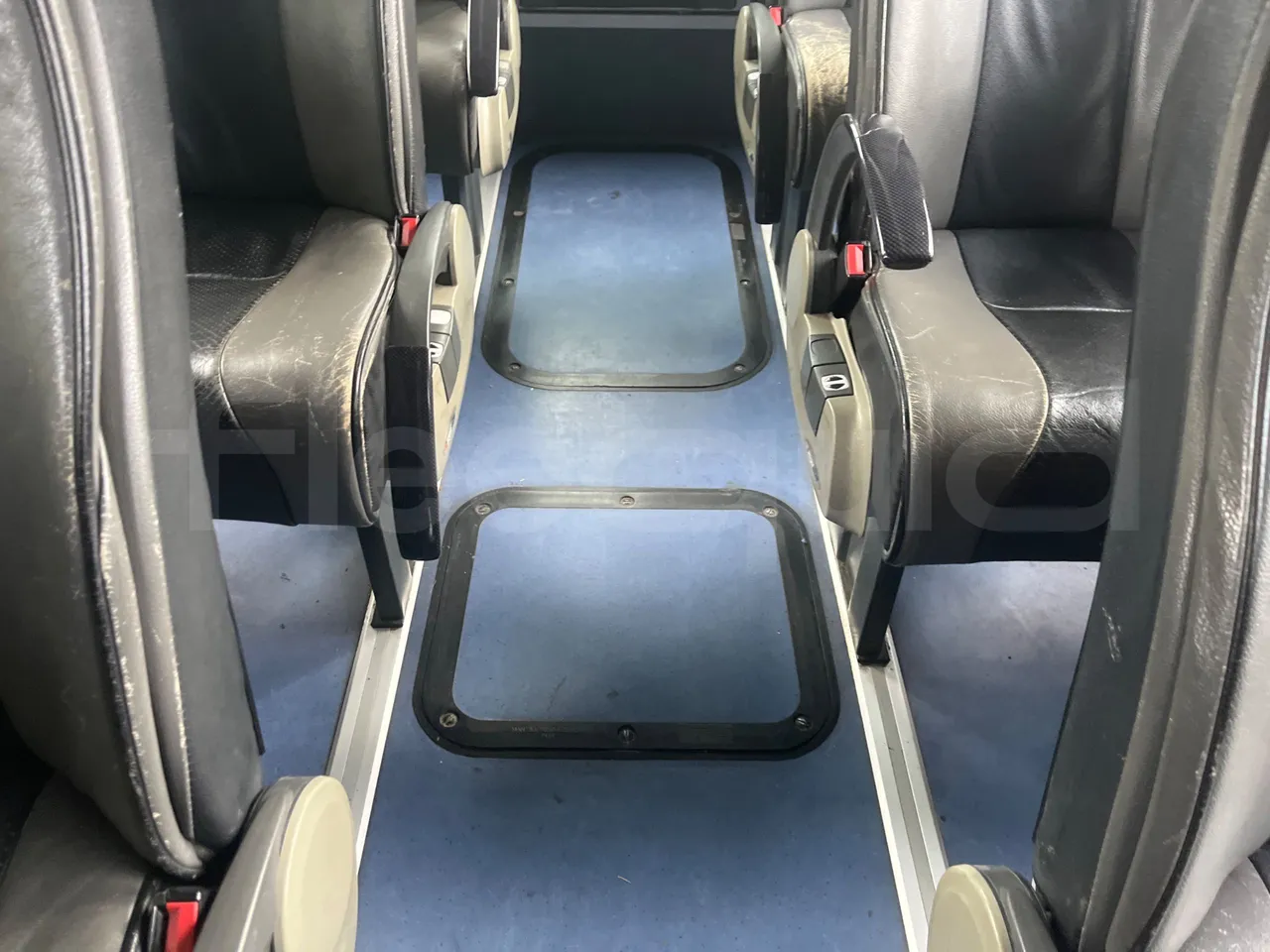 Man LIONS COACH L LIONS COACH L - Euro4 - 324kW - 13.800mt - floor hatches photo