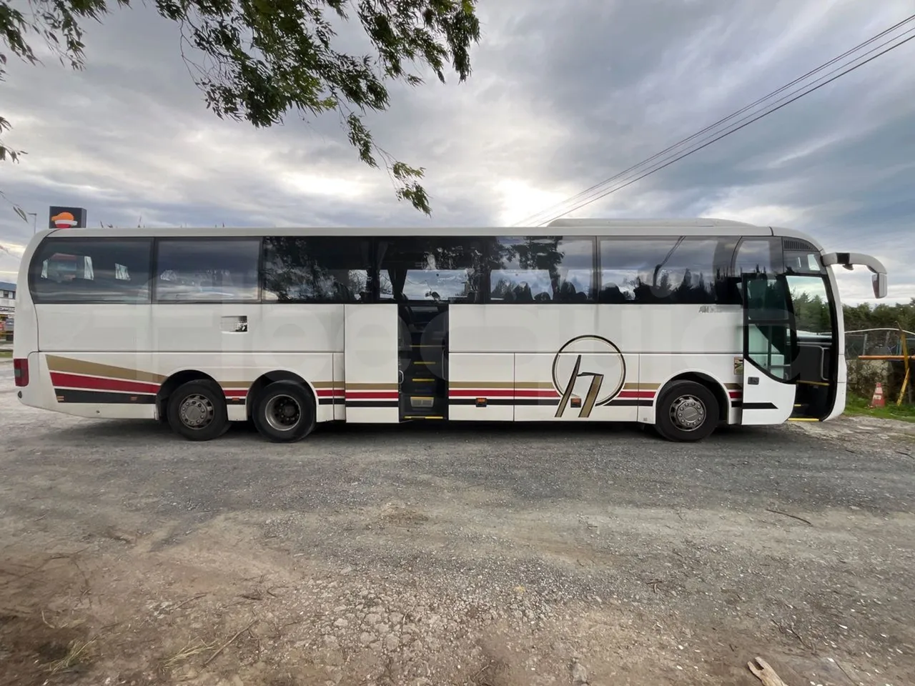Man LIONS COACH L LIONS COACH L - Euro4 - 324kW - 13.800mt - right side doors open