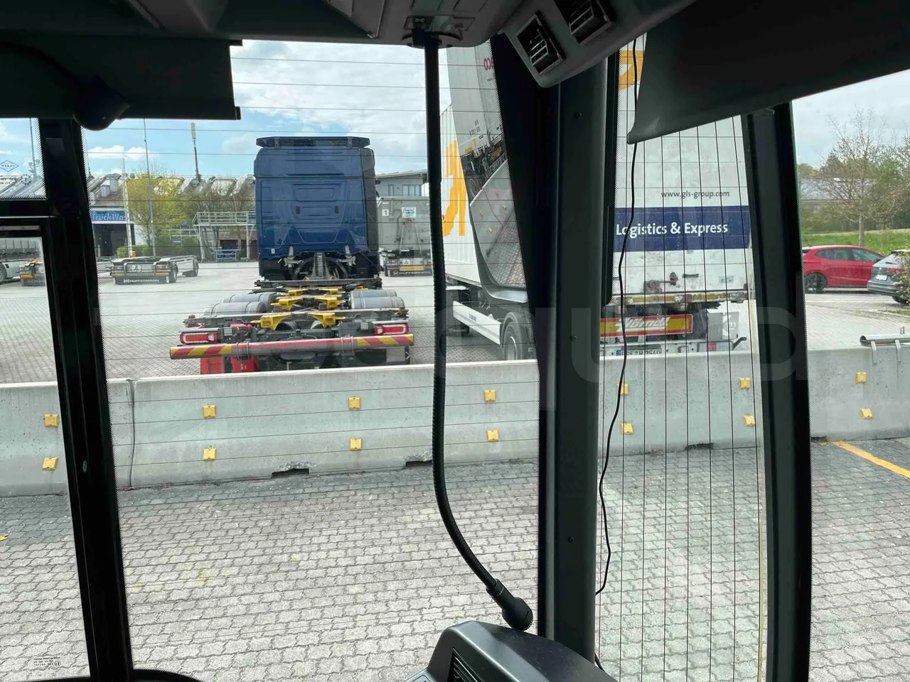 Mercedes-Benz Citaro O 530 628.02 - Euro 5 - 220 kW - 13.101 mt - driver microphone accessories photo