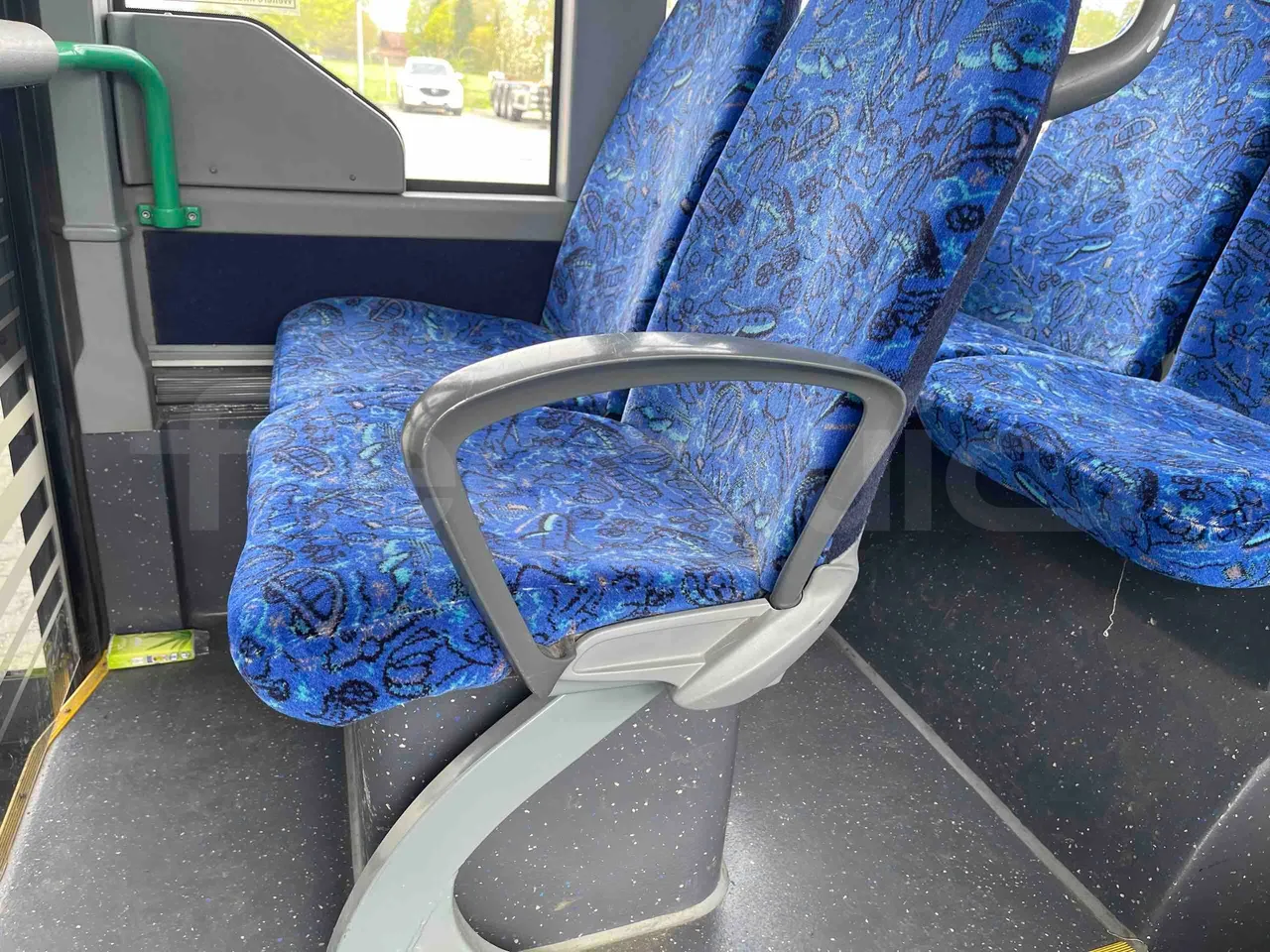Mercedes-Benz Citaro O 530 628.02 - Euro 5 - 220 kW - 13.101 mt - armrest detail photo