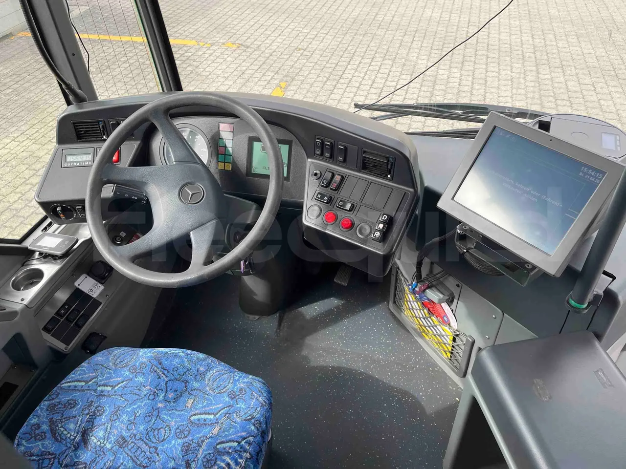 Mercedes-Benz Citaro O 530 628.02 - Euro 5 - 220 kW - 13.101 mt - buttons panels on