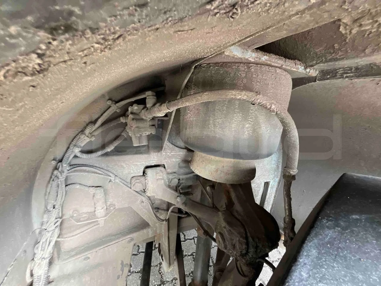 Mercedes-Benz Citaro O 530 628.02 - Euro 5 - 220 kW - 13.101 mt - front brake calipers left
