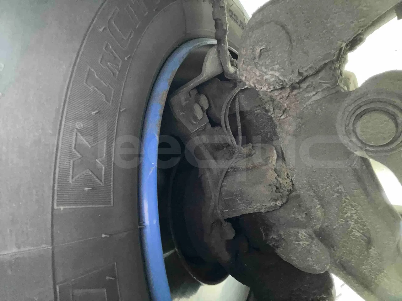 Mercedes-Benz Citaro O 530 628.02 - Euro 5 - 220 kW - 13.101 mt - front discs left