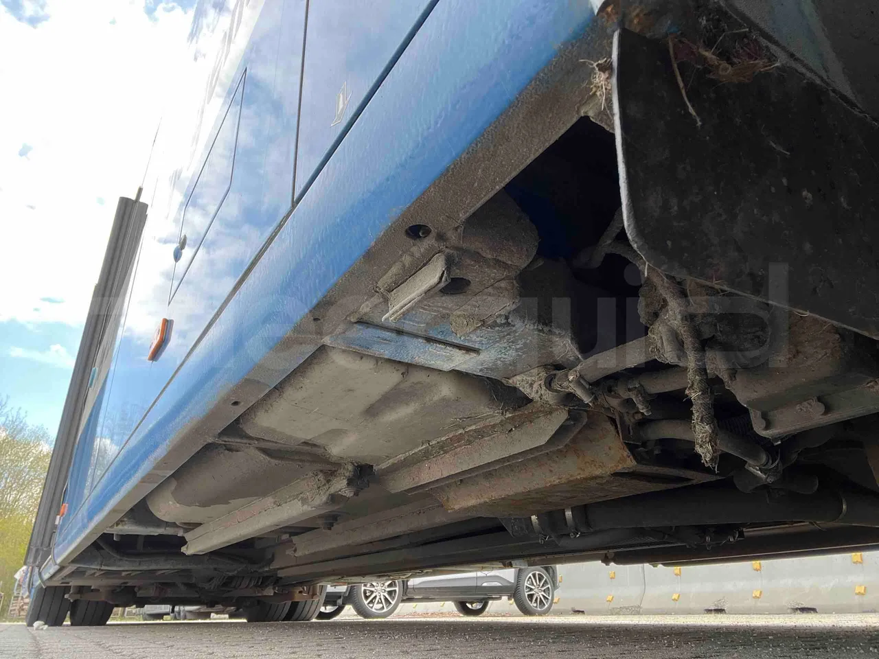 Mercedes-Benz Citaro O 530 628.02 - Euro 5 - 220 kW - 13.101 mt - front axle right side
