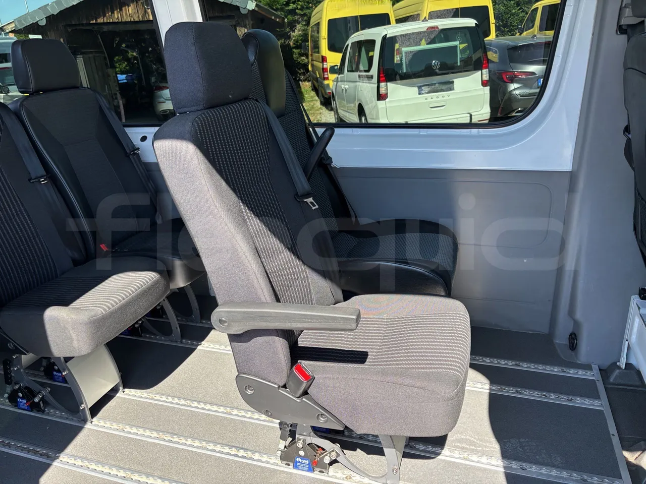 Mercedes-Benz Sprinter - Seats