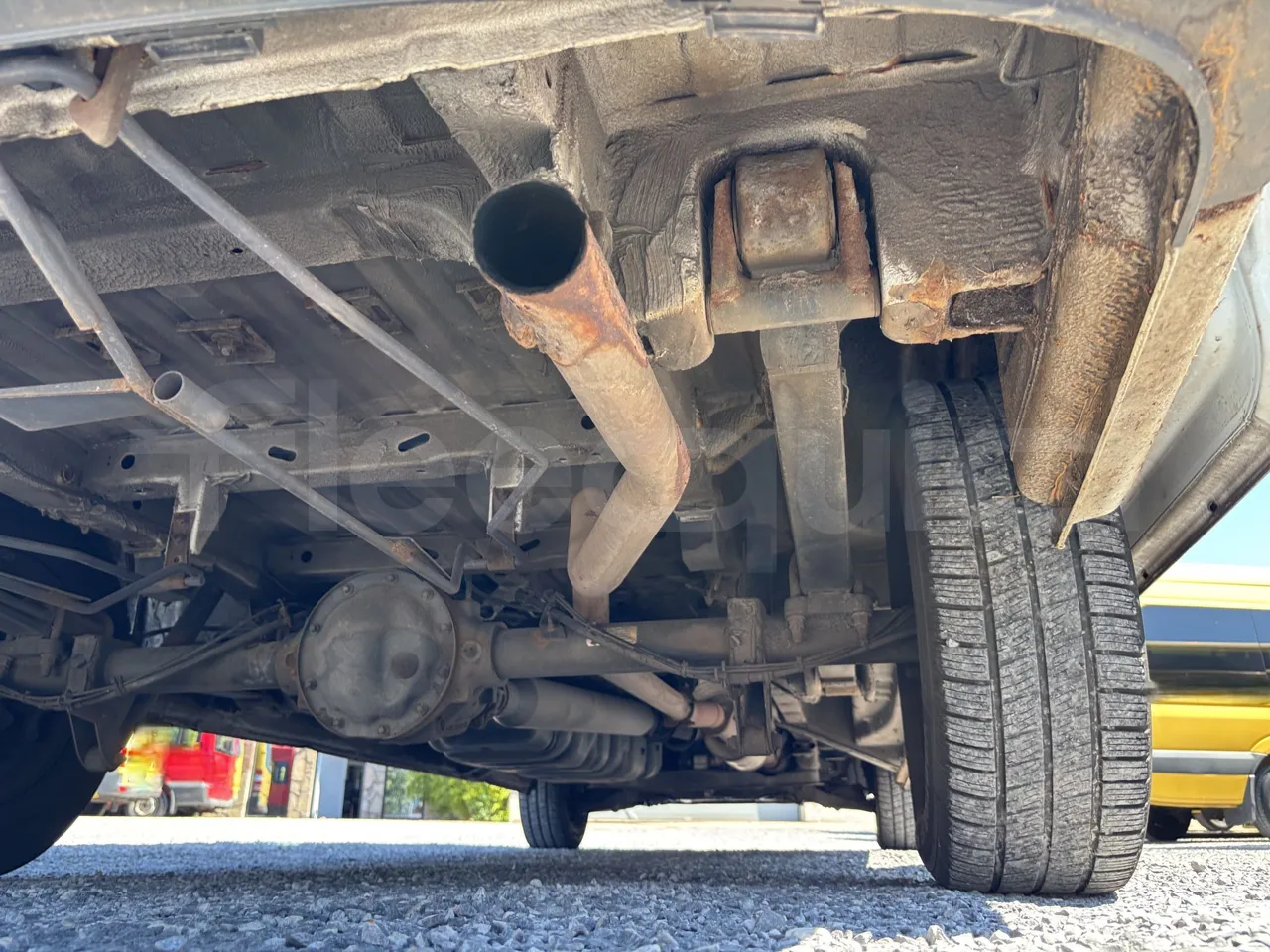 Mercedes-Benz Sprinter - Exhaust