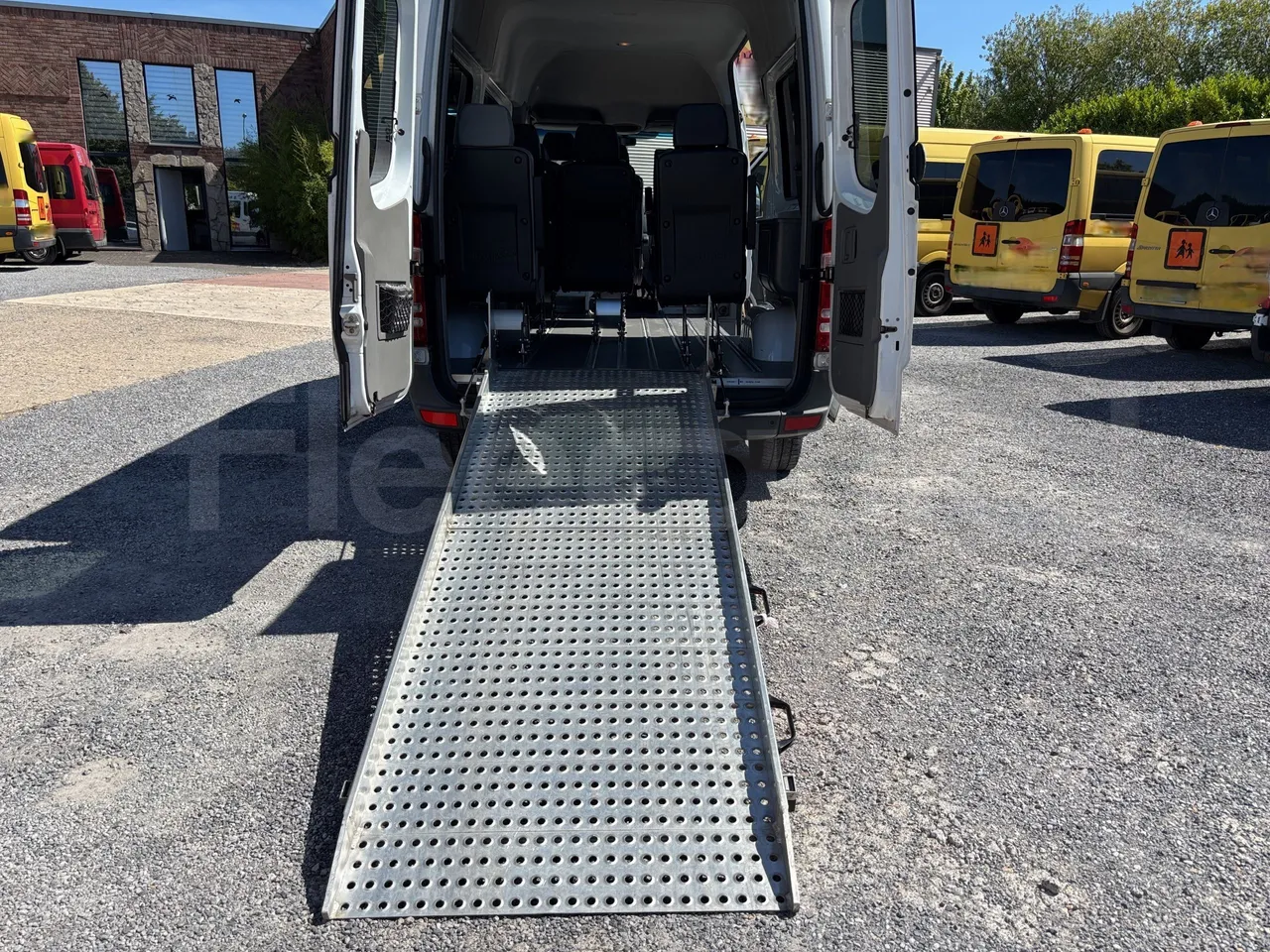 Mercedes-Benz Sprinter - Platform Open