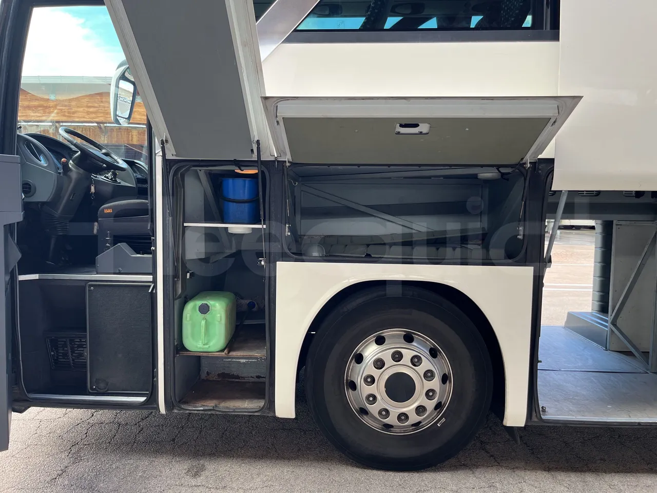 Setra S415 - Image