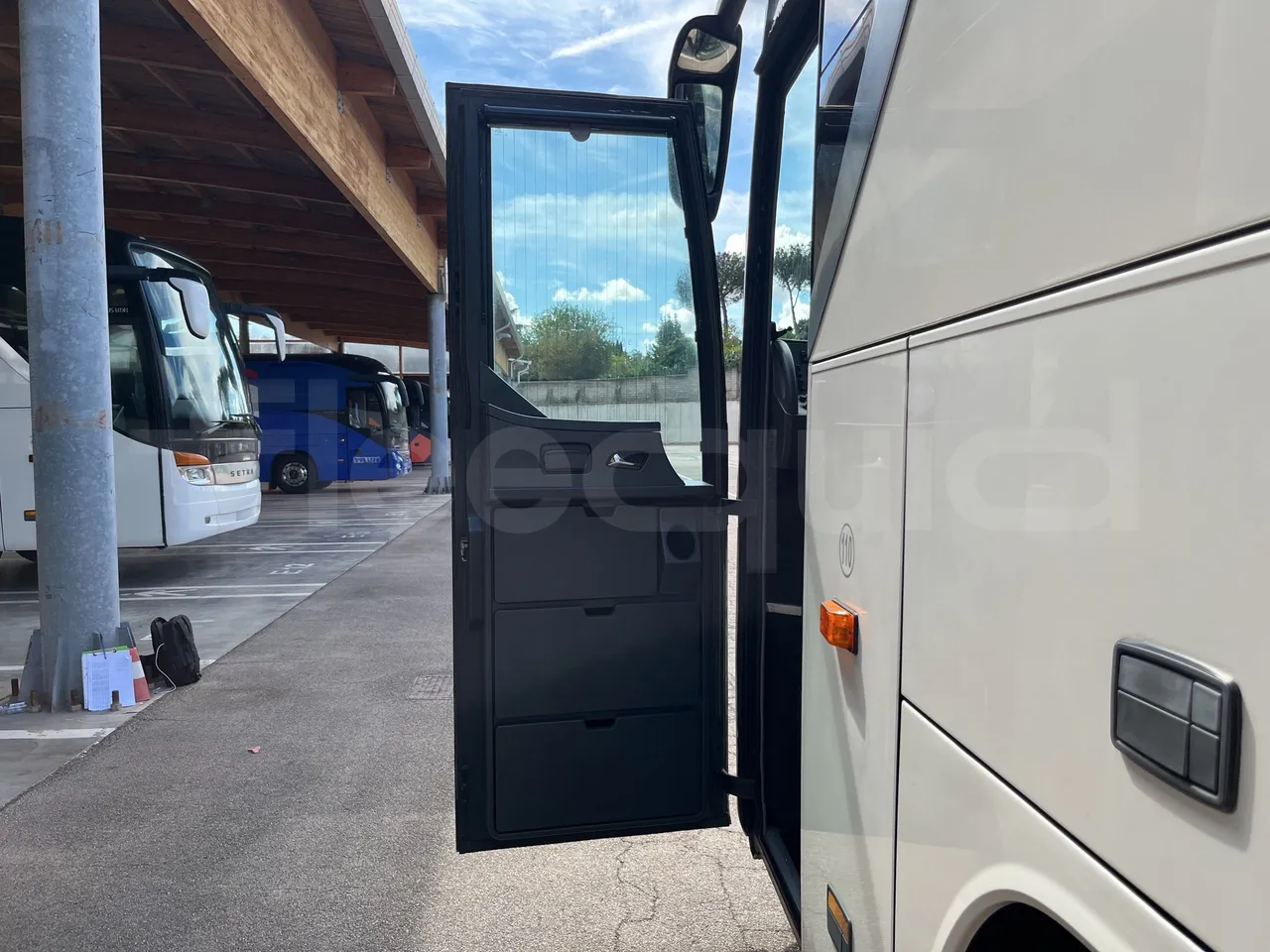 Setra S415 - Image