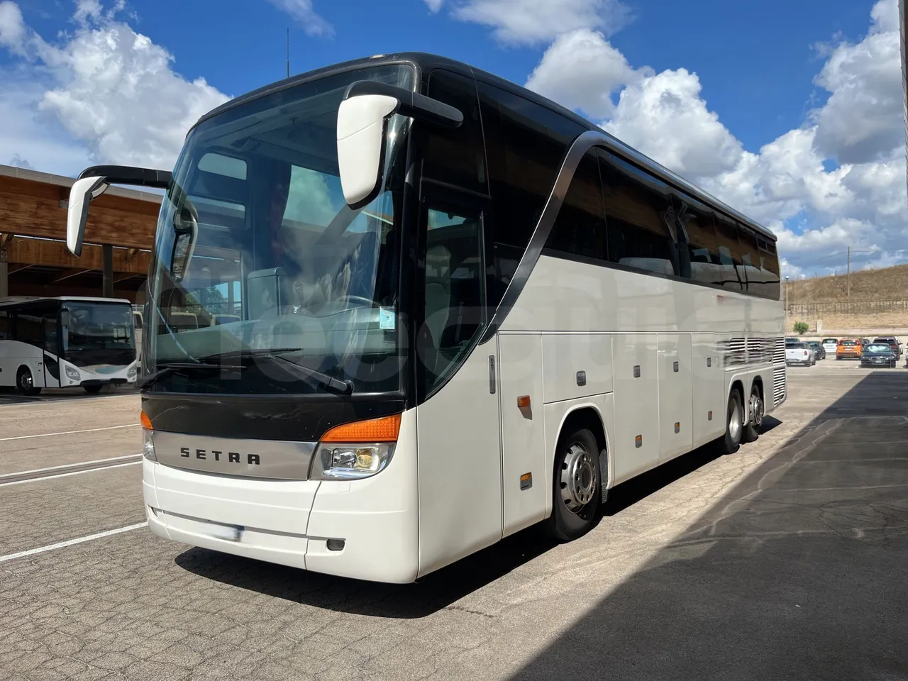 Setra S415 - 3/4 Front Left Side