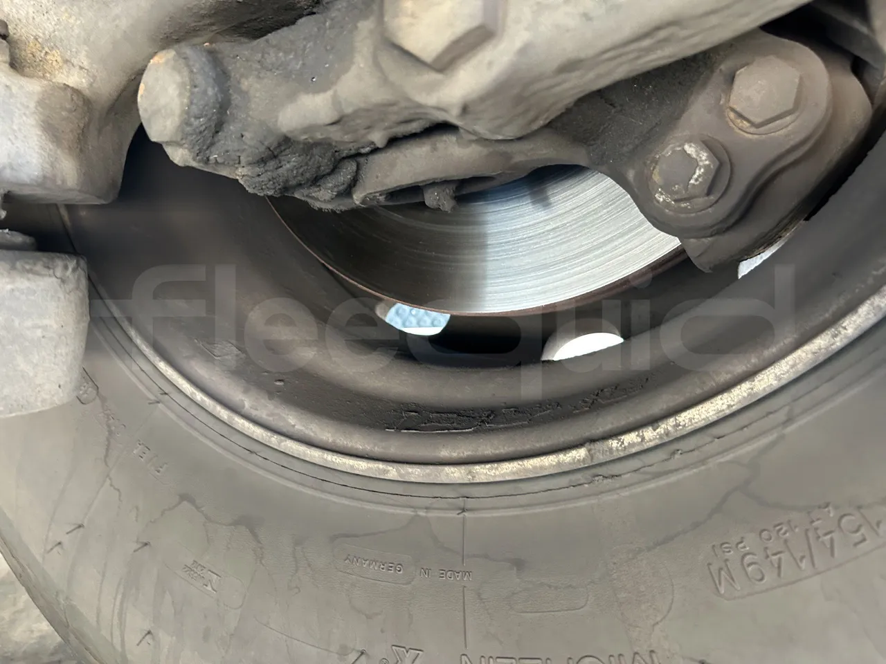 Setra S415 - First Axle Discs Right Side