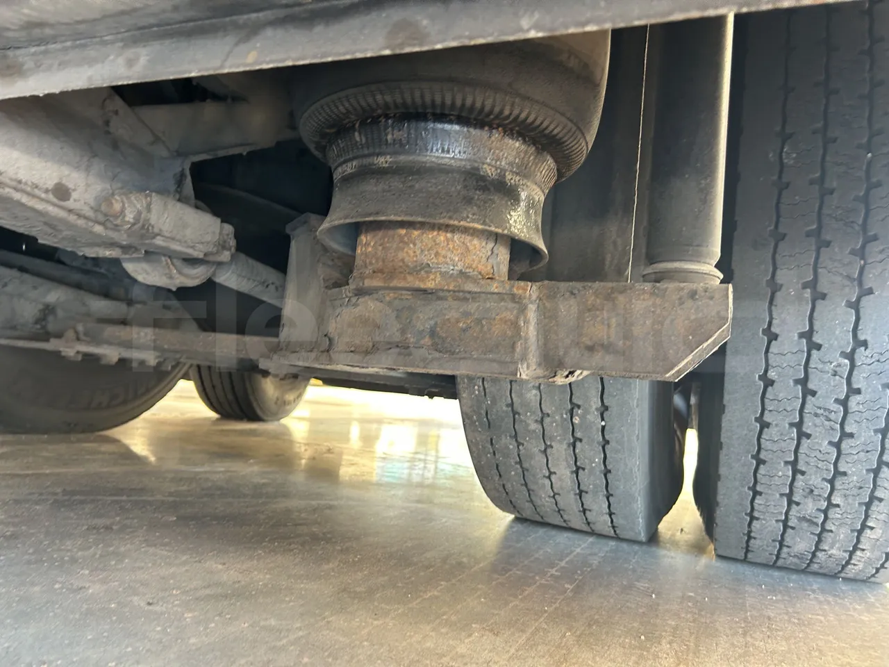 Setra S415 - Second Axle Left Side