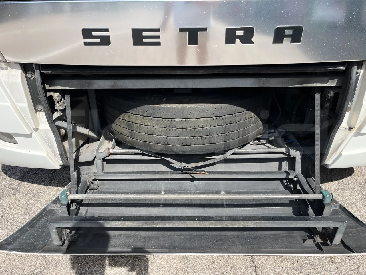 Setra S415 - Spare Tyre