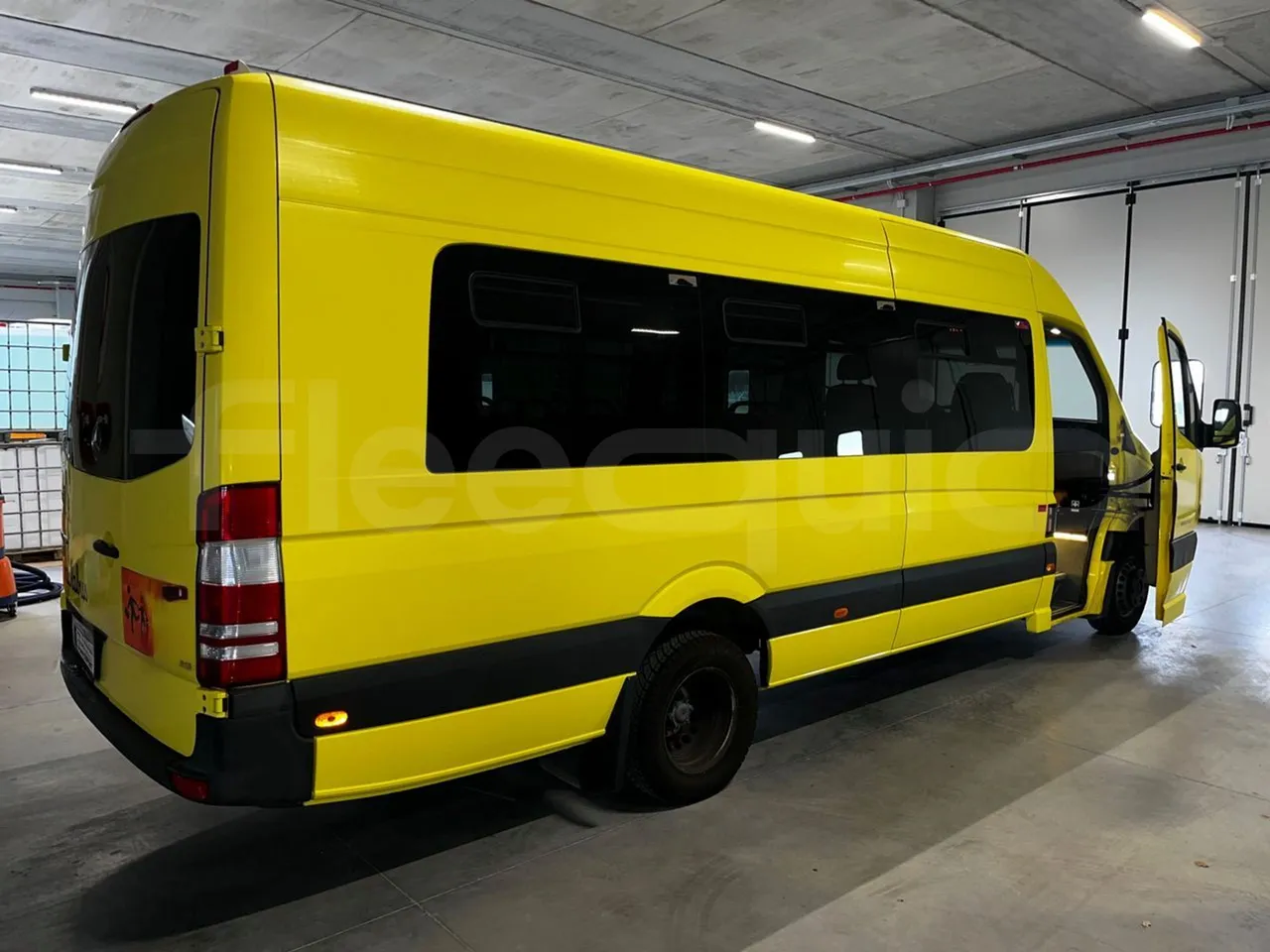 Mercedes-Benz Sprinter  906BB50-2 BUZOLA - Euro6 - 120kW - 7.361mt - front door 2 open