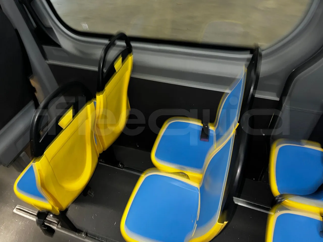 Mercedes-Benz Sprinter  906BB50-2 BUZOLA - Euro6 - 120kW - 7.361mt - jack and driver keys