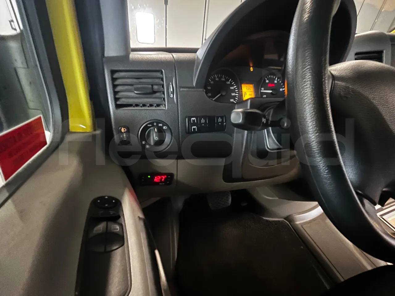 Mercedes-Benz Sprinter  906BB50-2 BUZOLA - Euro6 - 120kW - 7.361mt - radio accessories photo