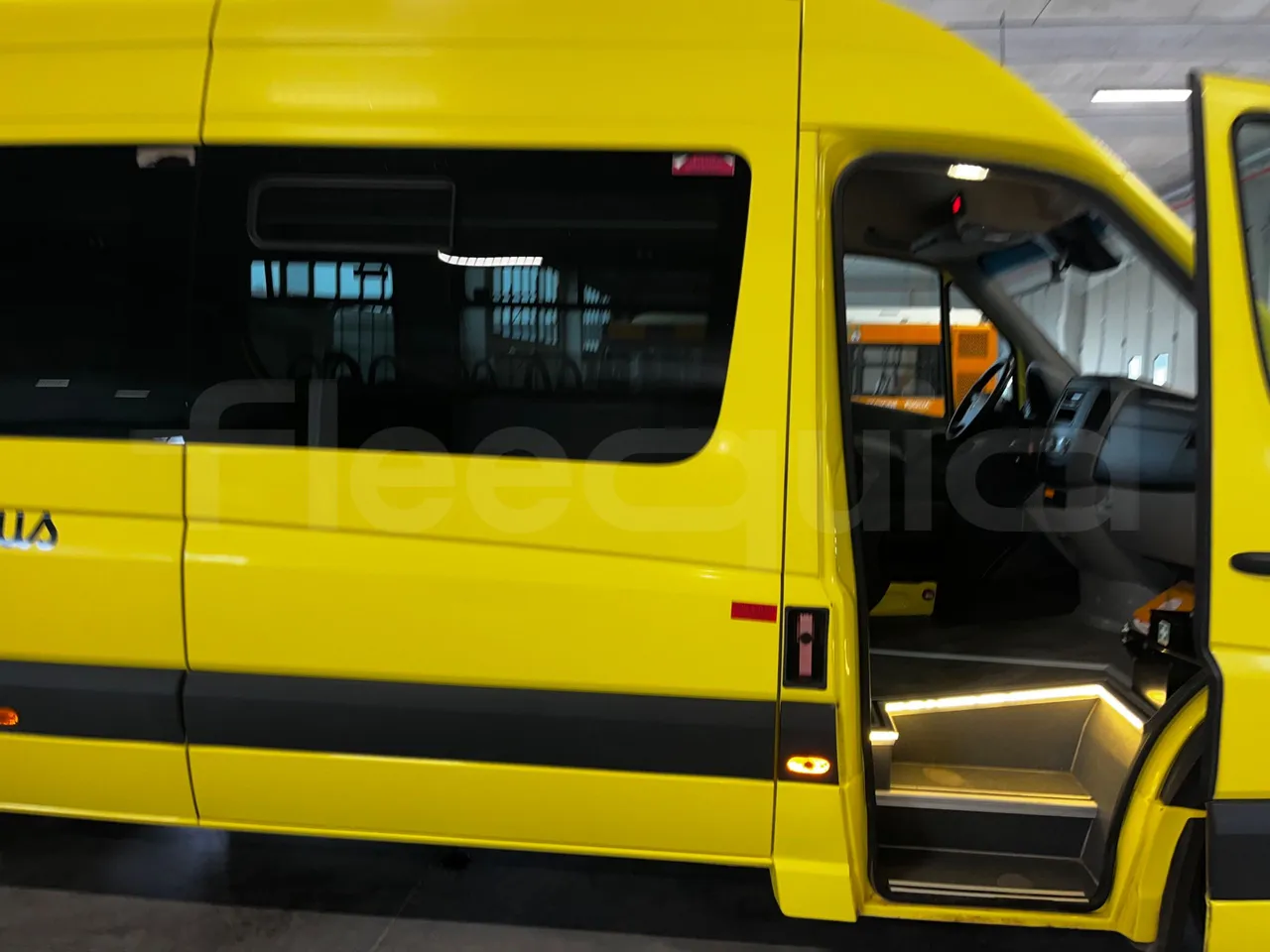 Mercedes-Benz Sprinter  906BB50-2 BUZOLA - Euro6 - 120kW - 7.361mt - rear hatch open