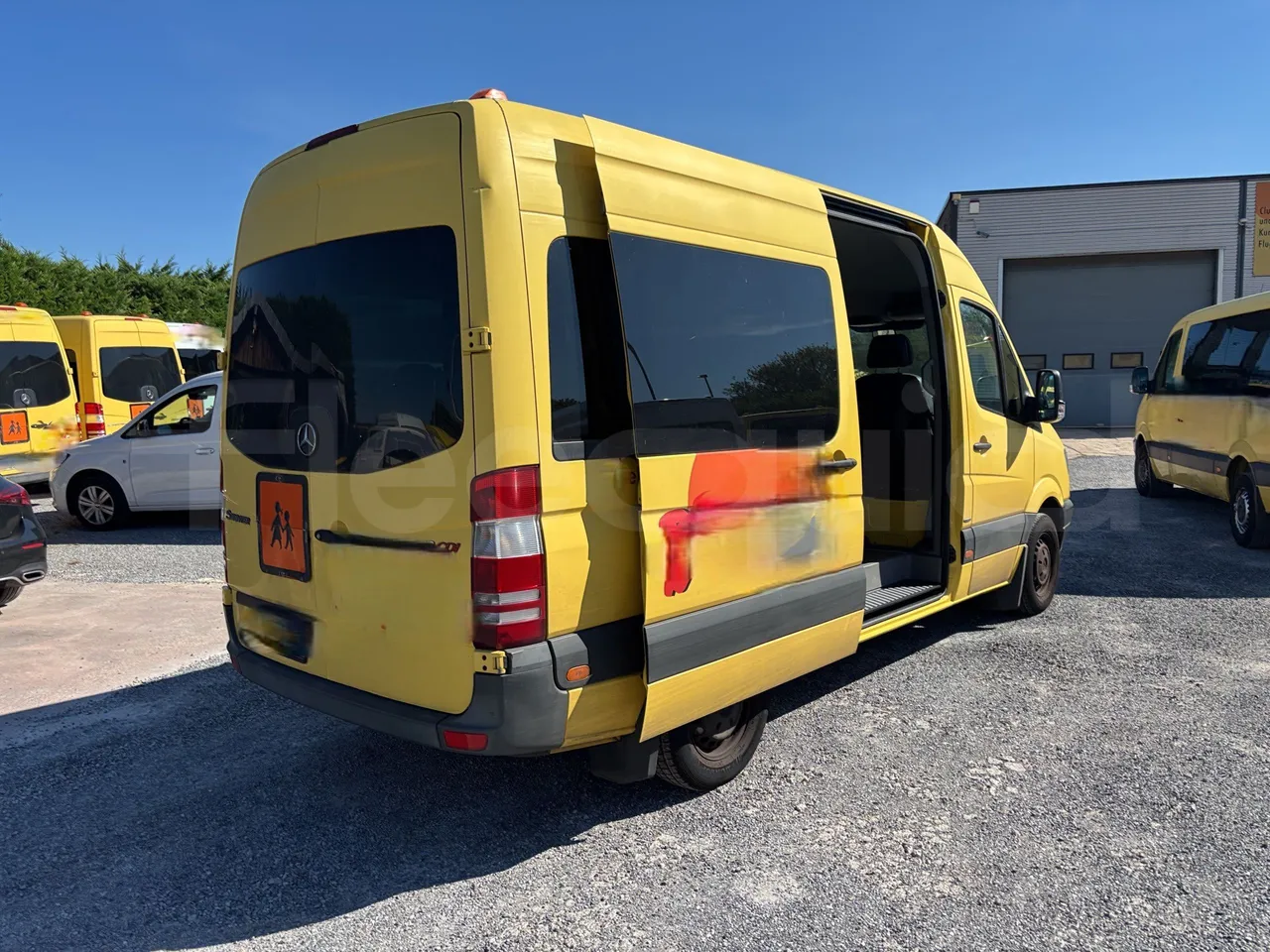 Mercedes-Benz Sprinter - 3/4 Rear Right Side Doors Open