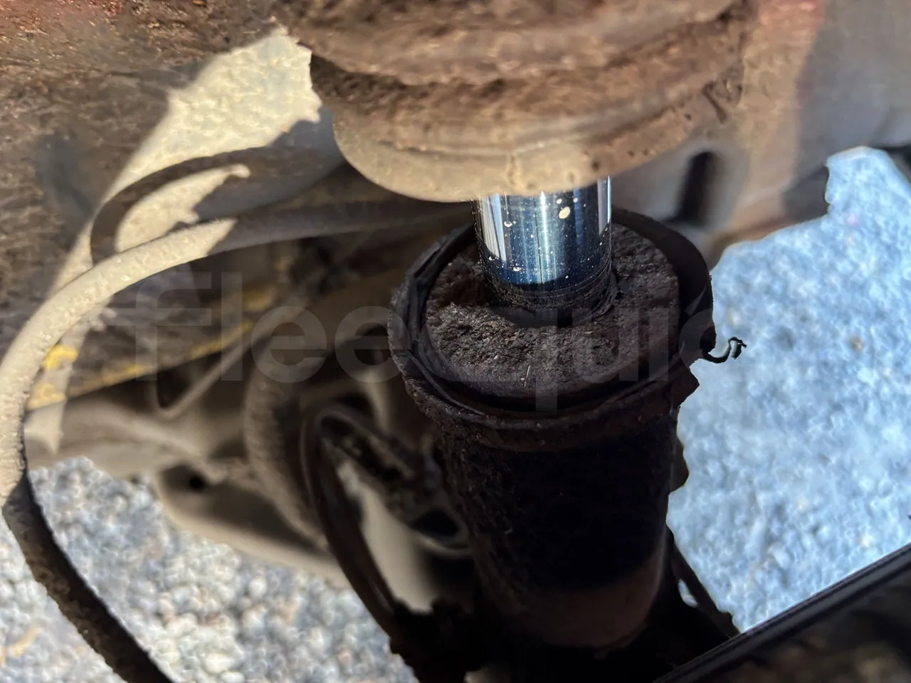 Mercedes-Benz Sprinter - First Axle Shock Absorbers Right Side