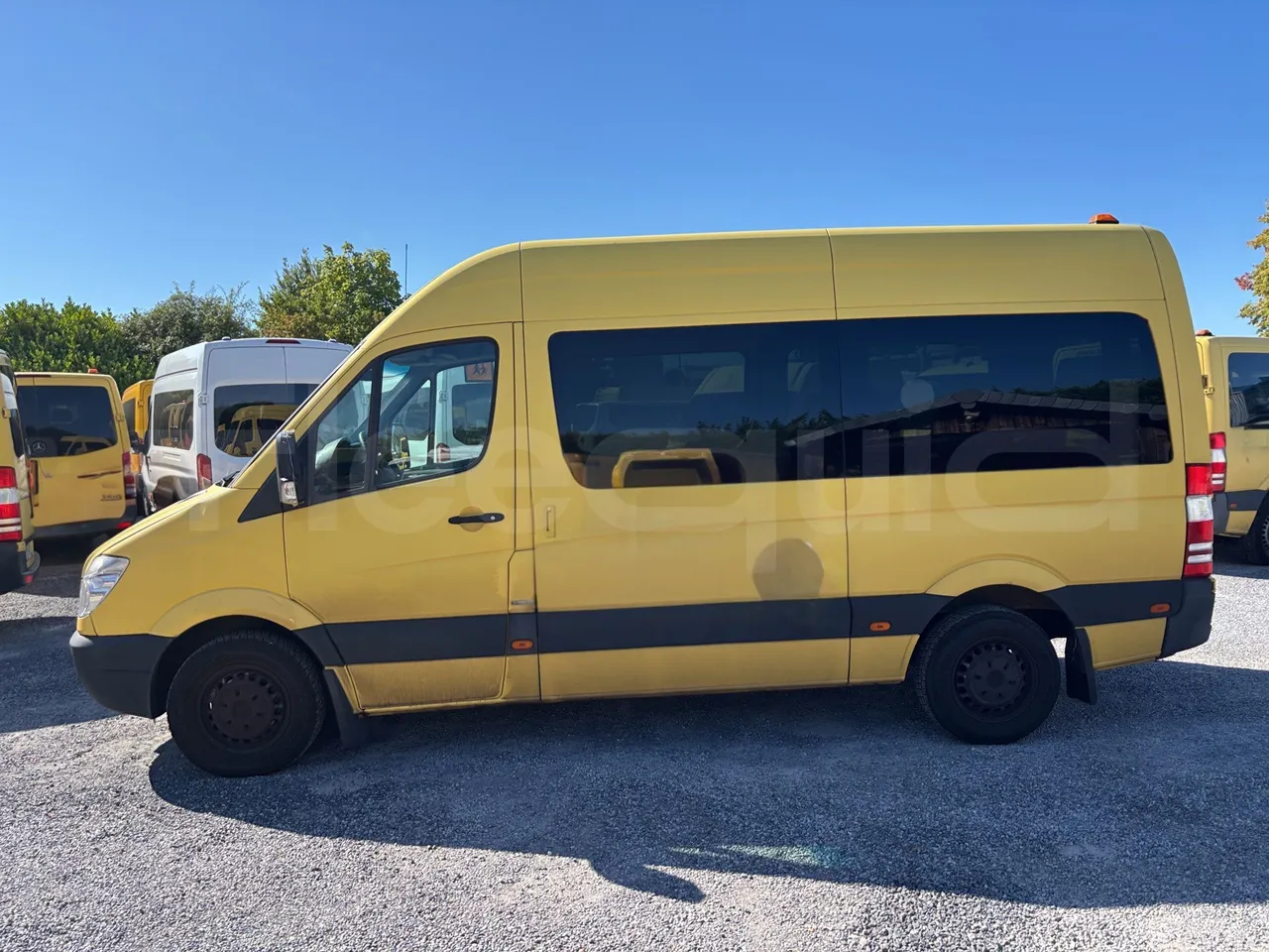 Mercedes-Benz Sprinter - Left Side
