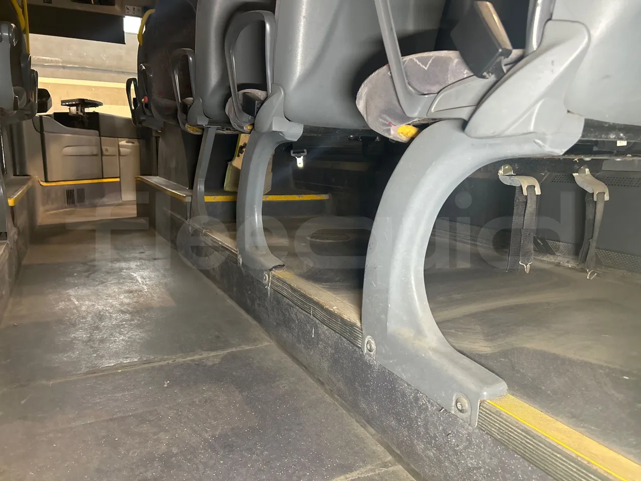 Mercedes-Benz Citaro O 530 LE - Euro5 - 220kW - 13.057mt - seat brackets photo