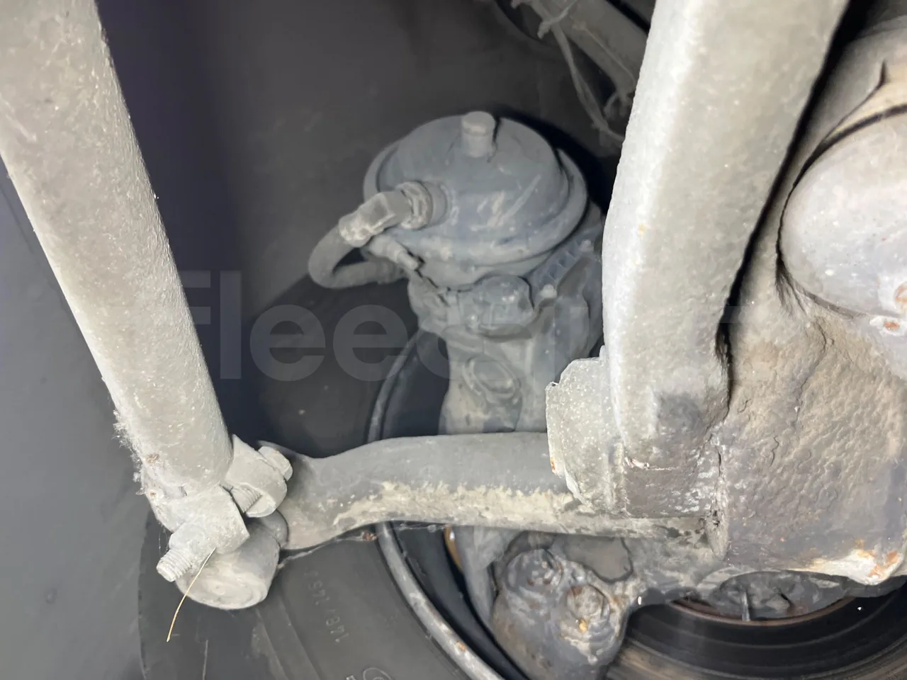 Mercedes-Benz Citaro O 530 LE - Euro5 - 220kW - 13.057mt - front brake calipers right