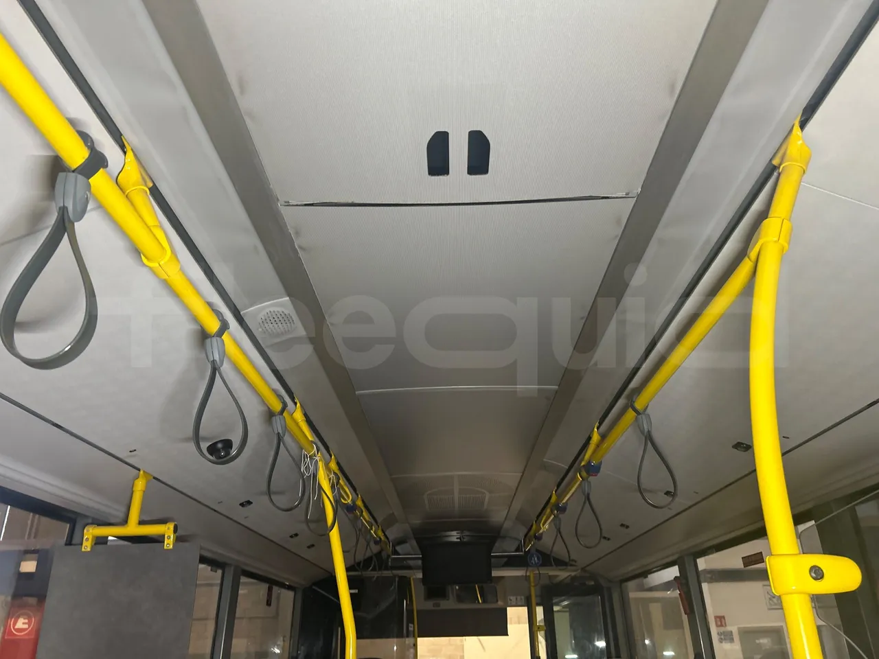 Mercedes-Benz Citaro O 530 LE - Euro5 - 220kW - 13.057mt - overhead compartments photo