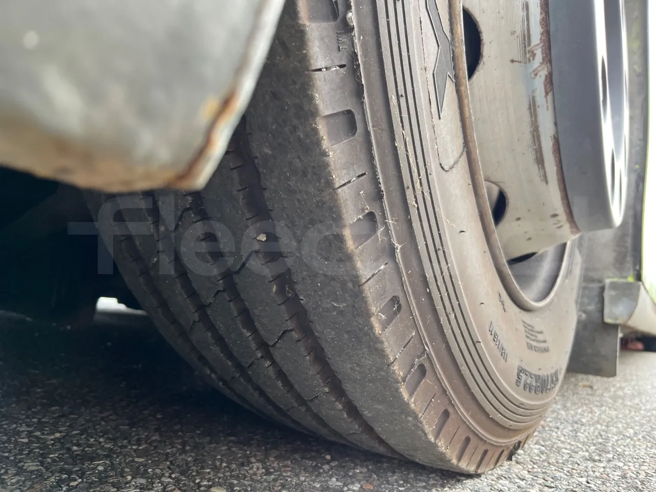 Mercedes-Benz Citaro O 530 LE - Euro5 - 220kW - 13.057mt - rear left tire photo