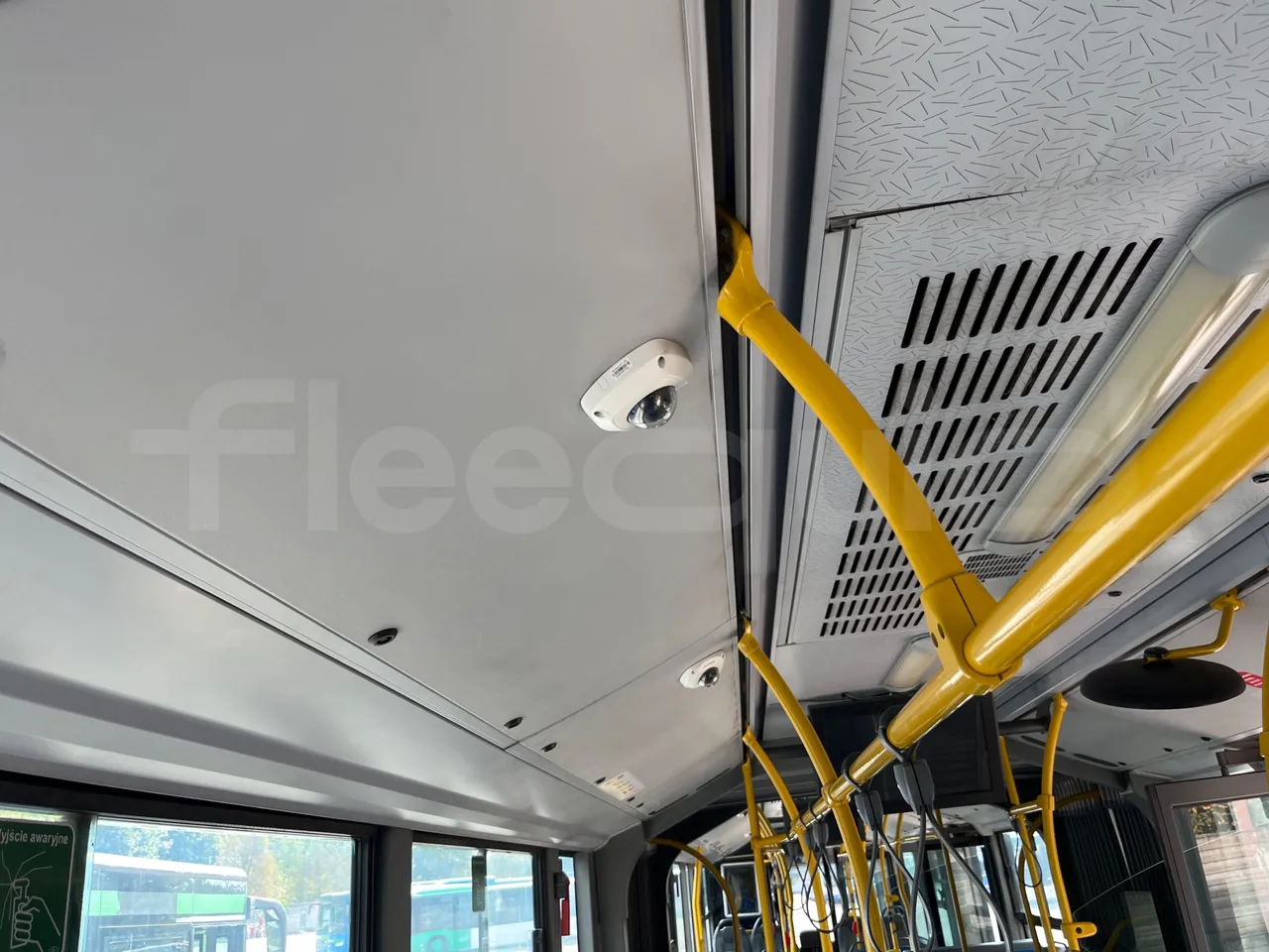Mercedes-Benz Conecto 628B02-BD1GKEB/ Euro 6 - 265 Kw - 17.956 Mt - camera accessories photo