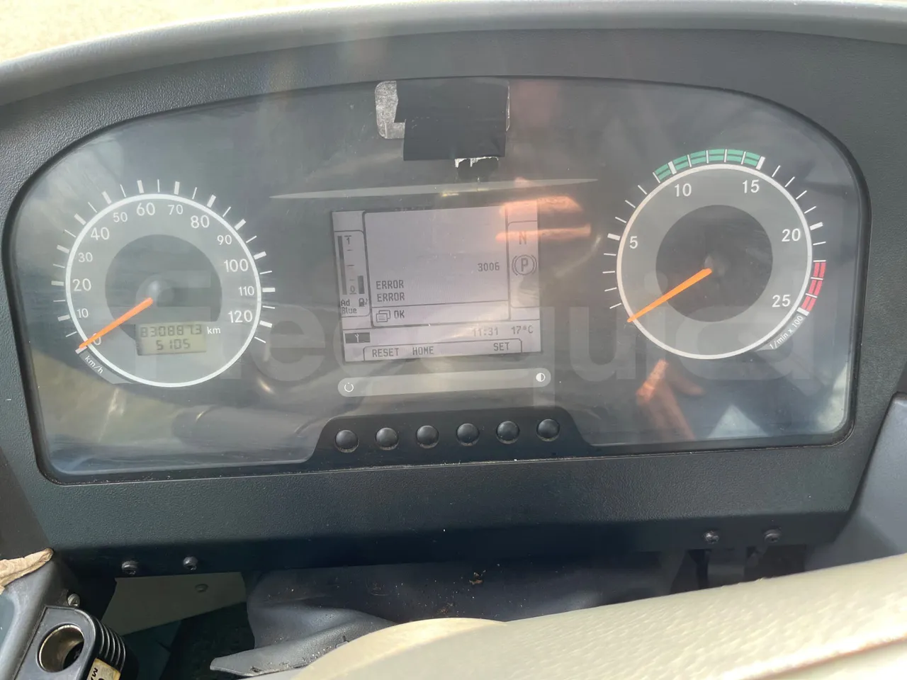 Mercedes-Benz Conecto 628B02-BD1GKEB/ Euro 6 - 265 Kw - 17.956 Mt - dashboard lights on