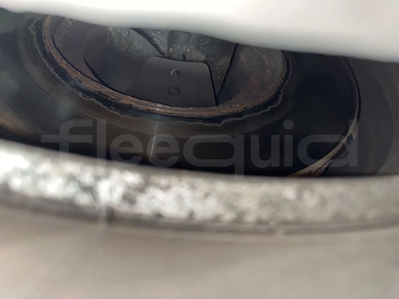 Mercedes-Benz Conecto 628B02-BD1GKEB/ Euro 6 - 265 Kw - 17.956 Mt - axle 2 discs right
