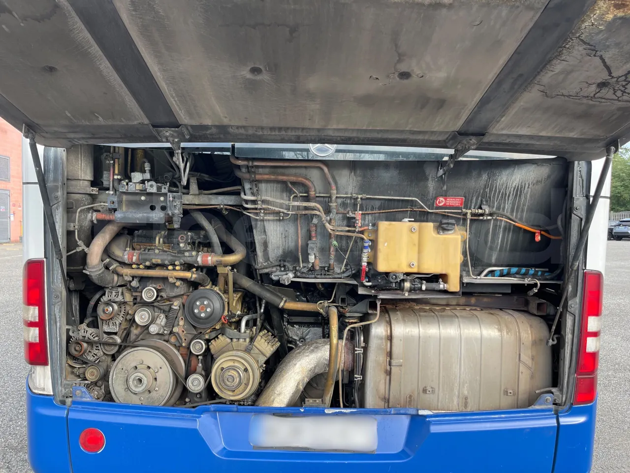 Mercedes-Benz Conecto 628B02-BD1GKEB/ Euro 6 - 265 Kw - 17.956 Mt - rear hatch open