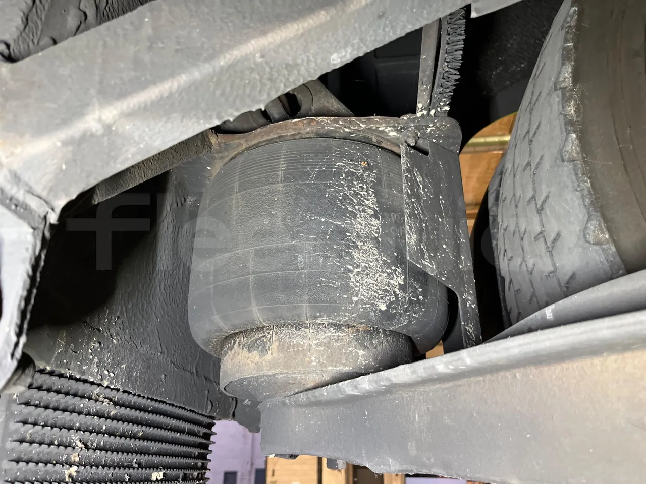 Irizar i6 13.35 - EUR6 - 330kW - 12.92m - axel 2 air springs 2 left