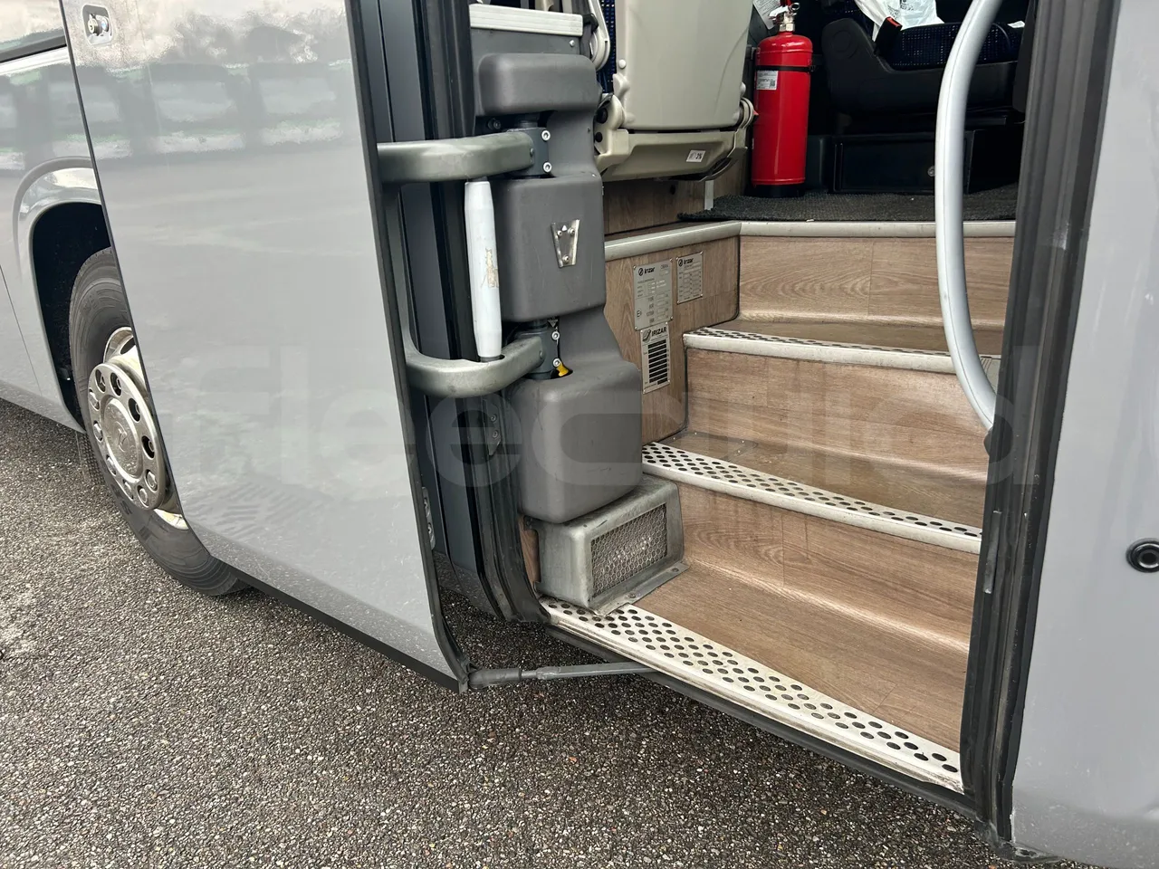 Irizar i6 13.35 - Euro6 - 330kW - 12.920mt - coffee machine accessories