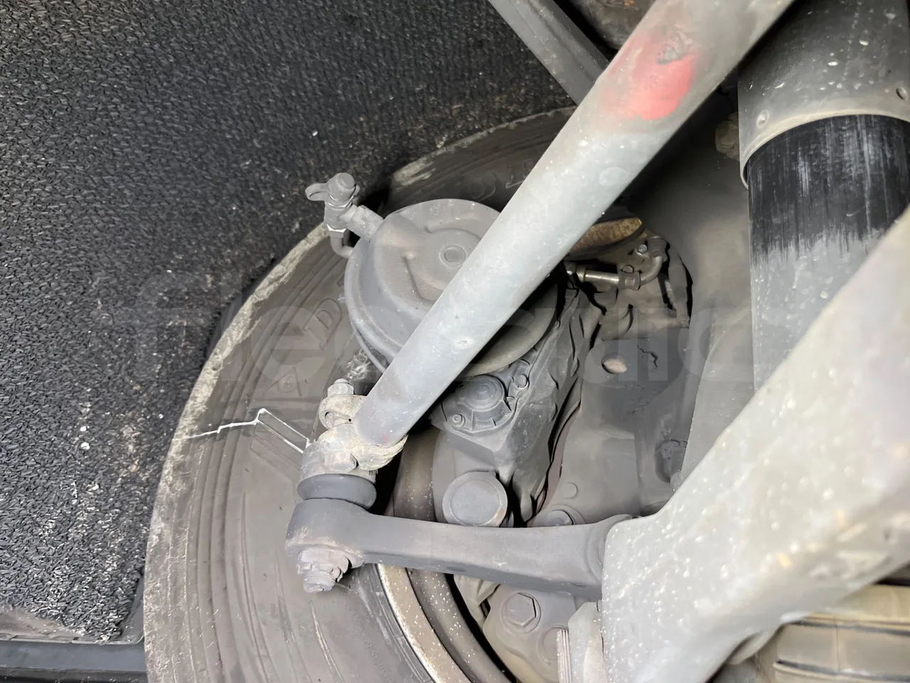 Irizar i6 13.35 - EUR6 - 330kW - 12.92m - front brake calipers right