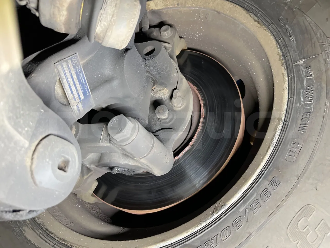 Irizar i6 13.35 - EUR6 - 330kW - 12.92m - front discs right